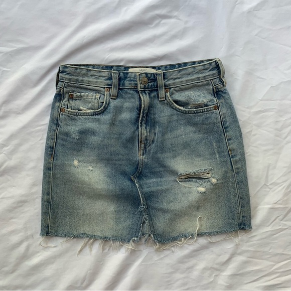 H&M Denim Skirt - Picture 1 of 4